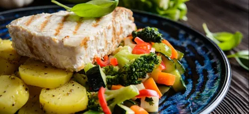 Steak de thon, sauce vierge à la coriandre