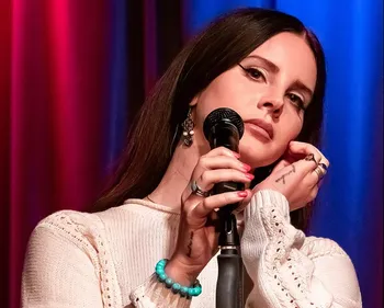 LANA DEL REY CRÉER LA COLÈRE DES RÉSEAUX SOCIAUX