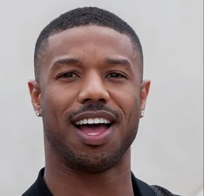 QUI A ÉTÉ ÉLU L’HOMME LE PLUS SEXY 2020 ?