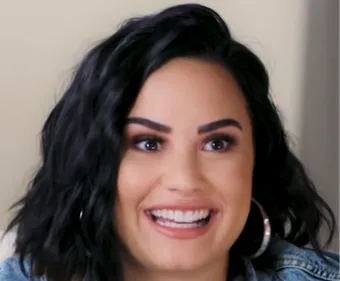 NOUVEAU STYLE POUR DEMI LOVATO