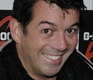 STÉPHANE PLAZA POURRAIT ABANDONNER UNE DE SES ÉMISSIONS