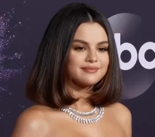BONNE NOUVELLE POUR LES FANS DE SELENA GOMEZ 