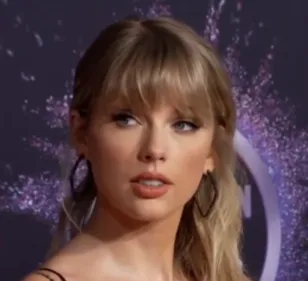 TAYLOR SWIFT POURSUIVI EN JUSTICE PAR UN PARC D’ATTRACTION