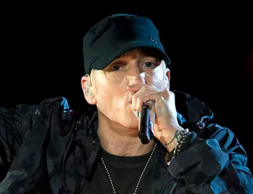 NOUVEAU RECORD POUR EMINEM