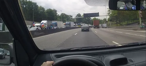 Blois : opération escargot pour dénoncer la hausse des prix du...