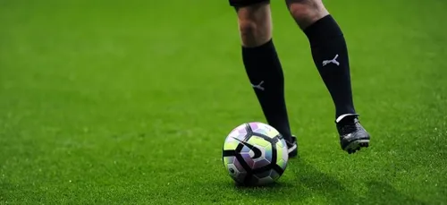 Tours : des joueurs du Tours FC initient des enfants malades au...