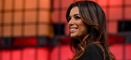 Six mois après son accouchement, Eva Longoria dévoile sa silhouette...