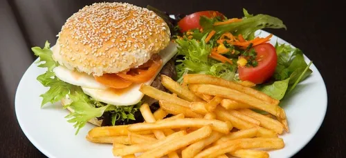Tours, Limoges, Angers… les fast food y règnent en maîtres !
