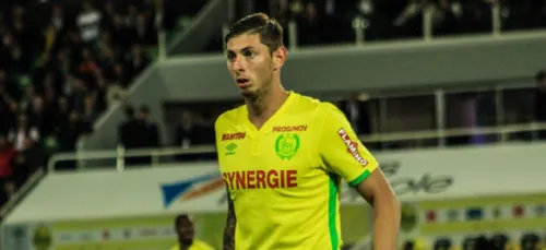Emiliano Sala, ex-joueur du FC Nantes, est porté disparu en avion