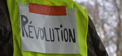 Orléans : des gilets jaunes perturbent le conseil municipal