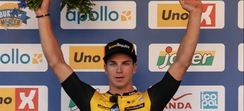 Cyclisme : Dylan Groenewegen remporte la deuxième étape du Paris –...