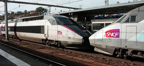 On peut désormais acheter nos billets SNCF sur Facebook