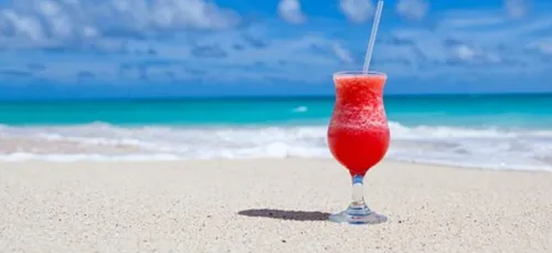 La vidéo d'un mannequin sur une plage fait le buzz (Vidéo)