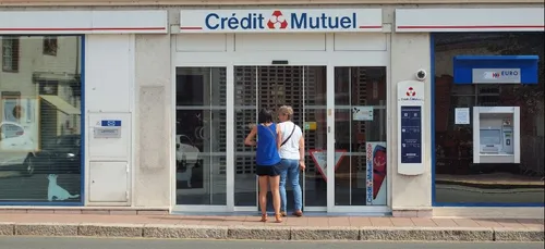 Maine-et-Loire : le Crédit Mutuel fait grève pour conserver ses RTT