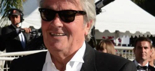 Alain Delon va-t-il quitter sa propriété du Loiret ?