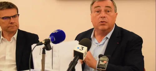 Le maire d’Orléans dément les accusations du Canard Enchainé