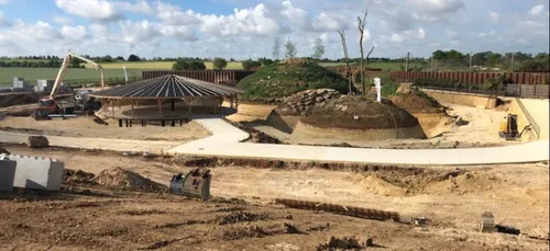 Le « cratère des carnivores » du Bioparc de Doué-la-Fontaine prend...