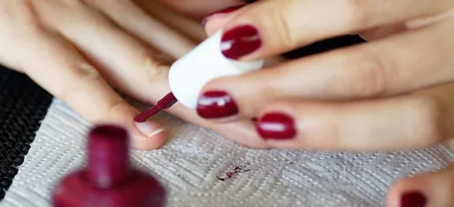 Elle ne coupe pas ses ongles pendant trois ans, le résultat est...