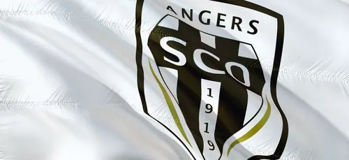 Angers : maillot rétro pour le match du Centenaire face à Arsenal
