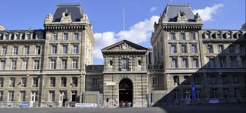 Paris : l'agression au couteau fait 5 morts à la préfecture de police