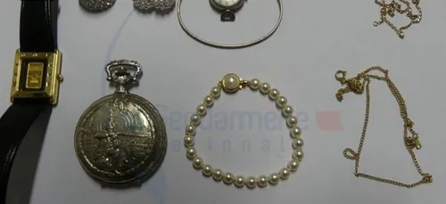 Loiret : les gendarmes recherchent les propriétaires de bijoux...