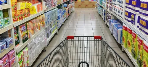 Des masques en vente dans les grandes surfaces à partir du 4 mai