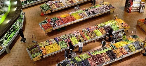 Angers : la CGT contre l’ouverture de l’hypermarché de La Roseraie...