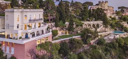 Et si vous rachetiez l’ancienne villa française de James Bond ?...
