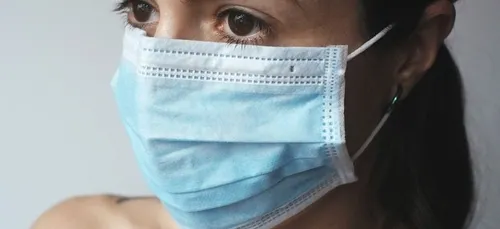 La France produira 100 millions de masques par semaine en décembre