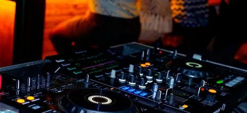 Sept mois de fermeture : les gérants de discothèque désespérés