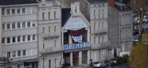 Manifestation interdite pour le squat de la Grande Ourse à Angers