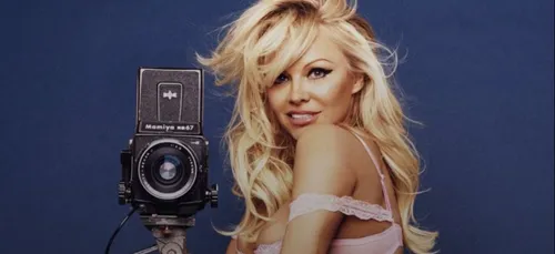 Pamela Anderson s’installe à Marseille avec Adil Rami !