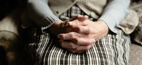 Covid-19 : un cluster fait 5 morts dans le Loiret