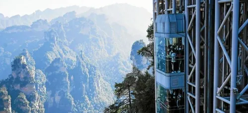 Le plus haut ascenseur extérieur du monde, qui a inspiré "Avatar",...