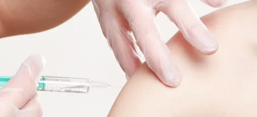 Covid-19 : le vaccin de Moderna devrait être produit en partie en...