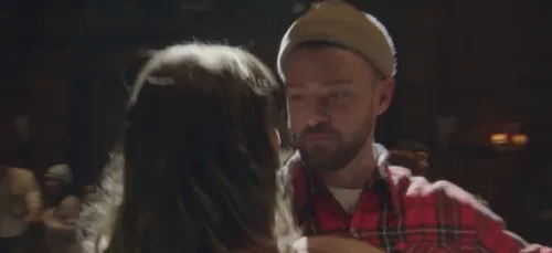 Justin Timberlake invite Jessica Biel dans le clip de « Man Of The...