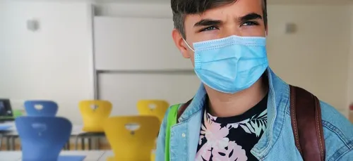 Port du masque en primaire : le recours de parents du...