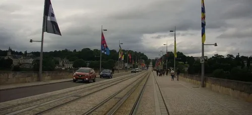 Tours : les voitures autorisées sur le pont Wilson entre le 25 mai...