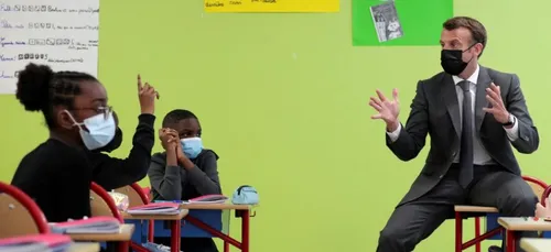 Couvre-feu :  Emmanuel Macron évoque un futur assouplissement