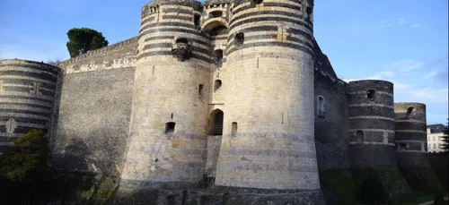 Journées européennes de l’archéologie : le château d’Angers comme...