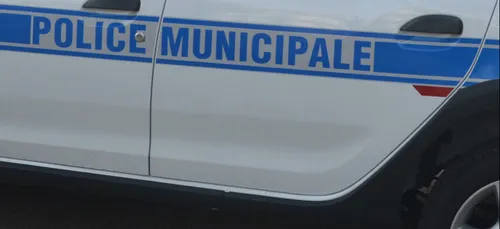 Ouverture d’une information judiciaire suite aux coups de couteau à...