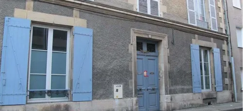 Poitiers : suite à l’assassinat, le foyer mère-enfant n’a toujours...