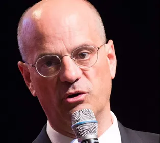 Consentement sexuel : Blanquer est favorable à l’âge minimum de 15 ans
