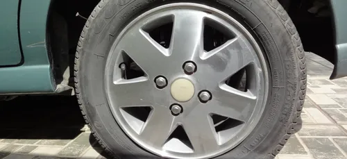 Nouvelle-Aquitaine : un homme soupçonné d'avoir crevé 6000 pneus