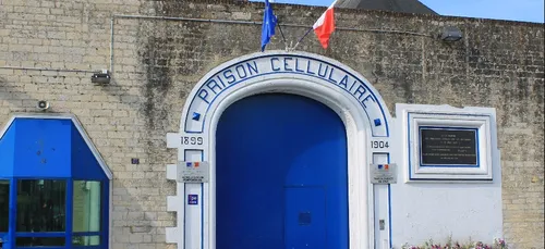 Fleury-les-Aubrais : un détenu retrouvé pendu dans sa cellule