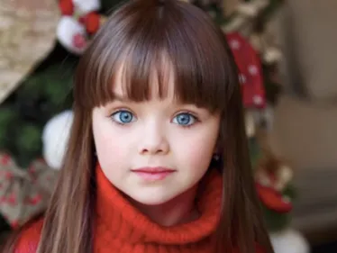 Anastasia est « la plus jolie petite fille du monde » (Photos)
