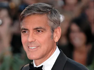 George Clooney : son cadeau d’excuses aux passagers d’un vol Los...