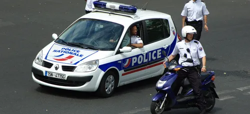 Angoulême : il pique la radio du policier pour le frapper à la tête