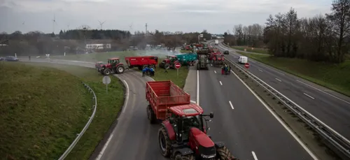Deux-Sèvres : les agriculteurs bloquaient encore les autoroutes...