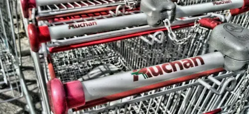 L’accès du Auchan d’Avrillé bloqué